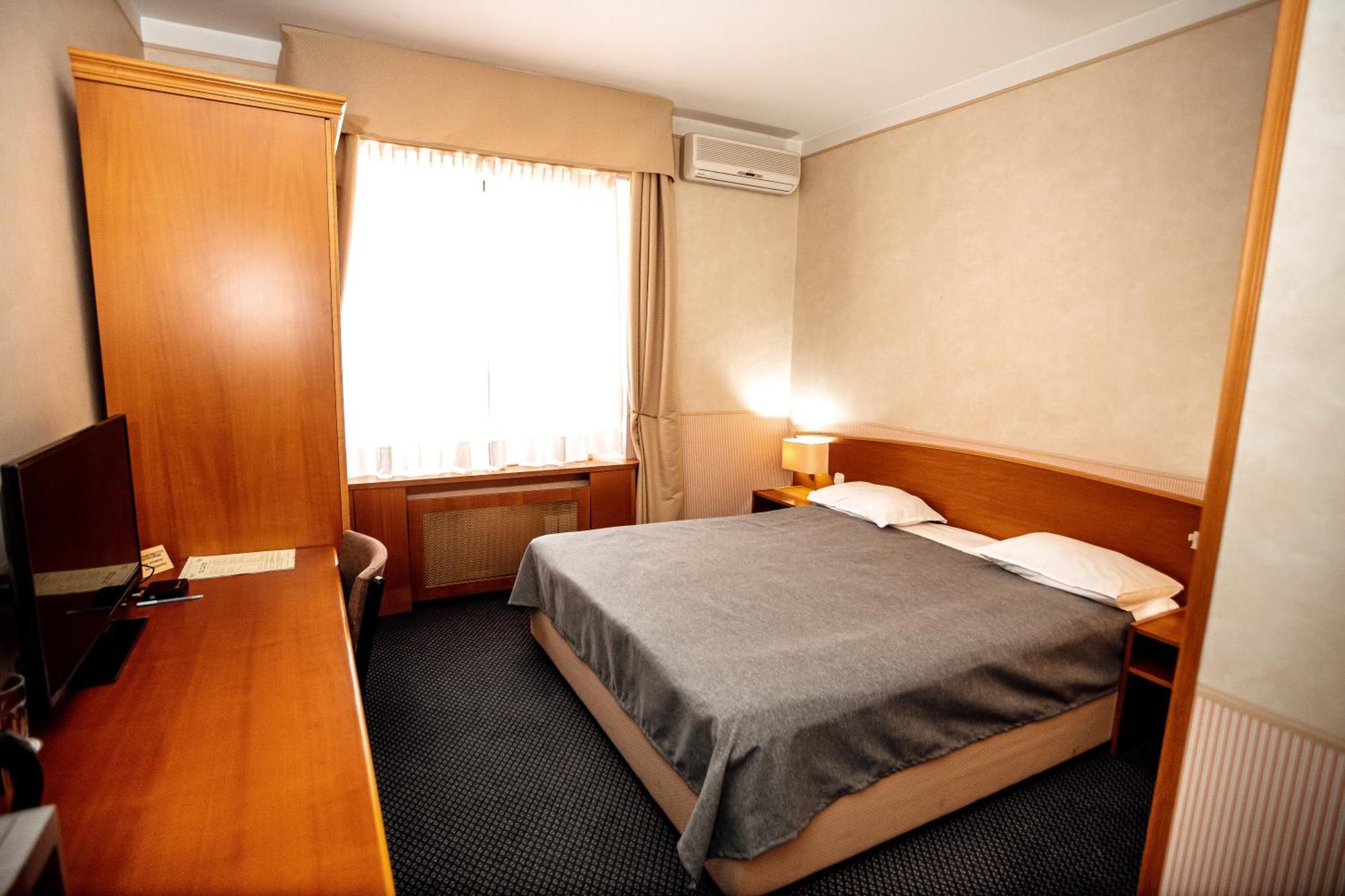 Marko Polo Hotel Aqsaj Buitenkant foto