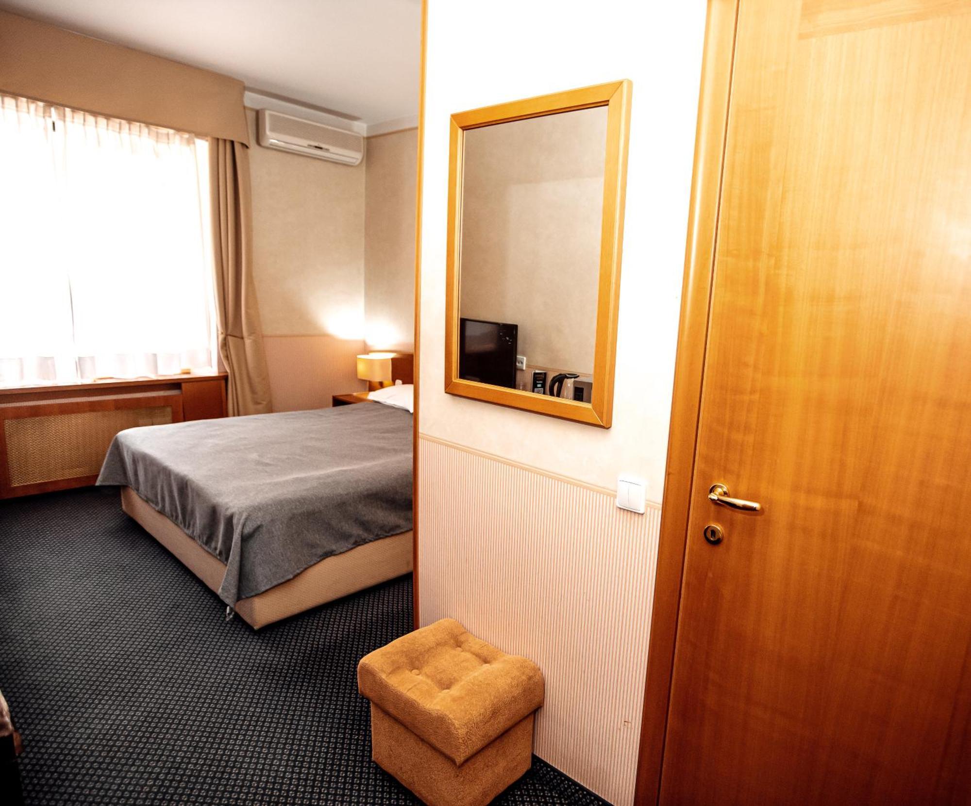 Marko Polo Hotel Aqsaj Buitenkant foto