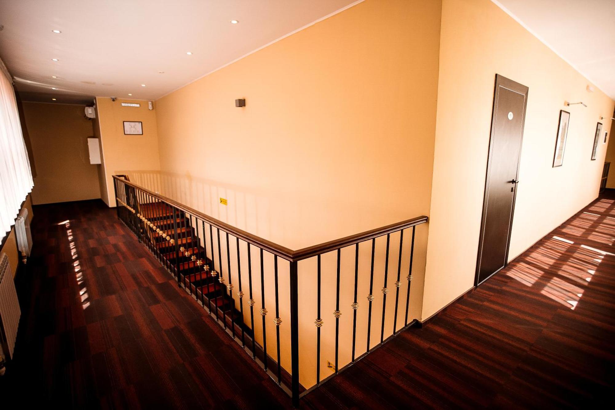 Marko Polo Hotel Aqsaj Buitenkant foto